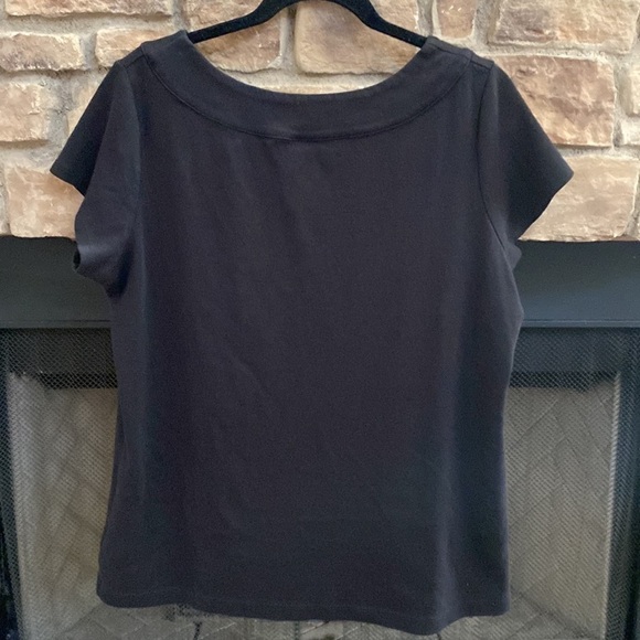 Rafaella Studio Woman black T-shirt with keyhole neckline. Size 1X - Picture 2 of 7